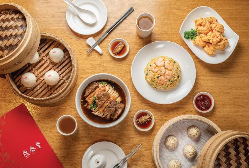 たっぷりのスープが透けて見える皮