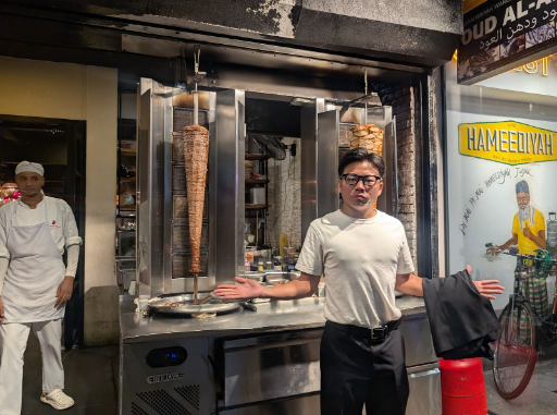 GO TARBUSHの外観とアラビアン料理