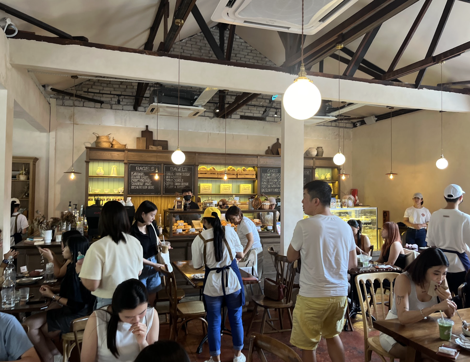 Grumpy Bagels 外観バンガロー