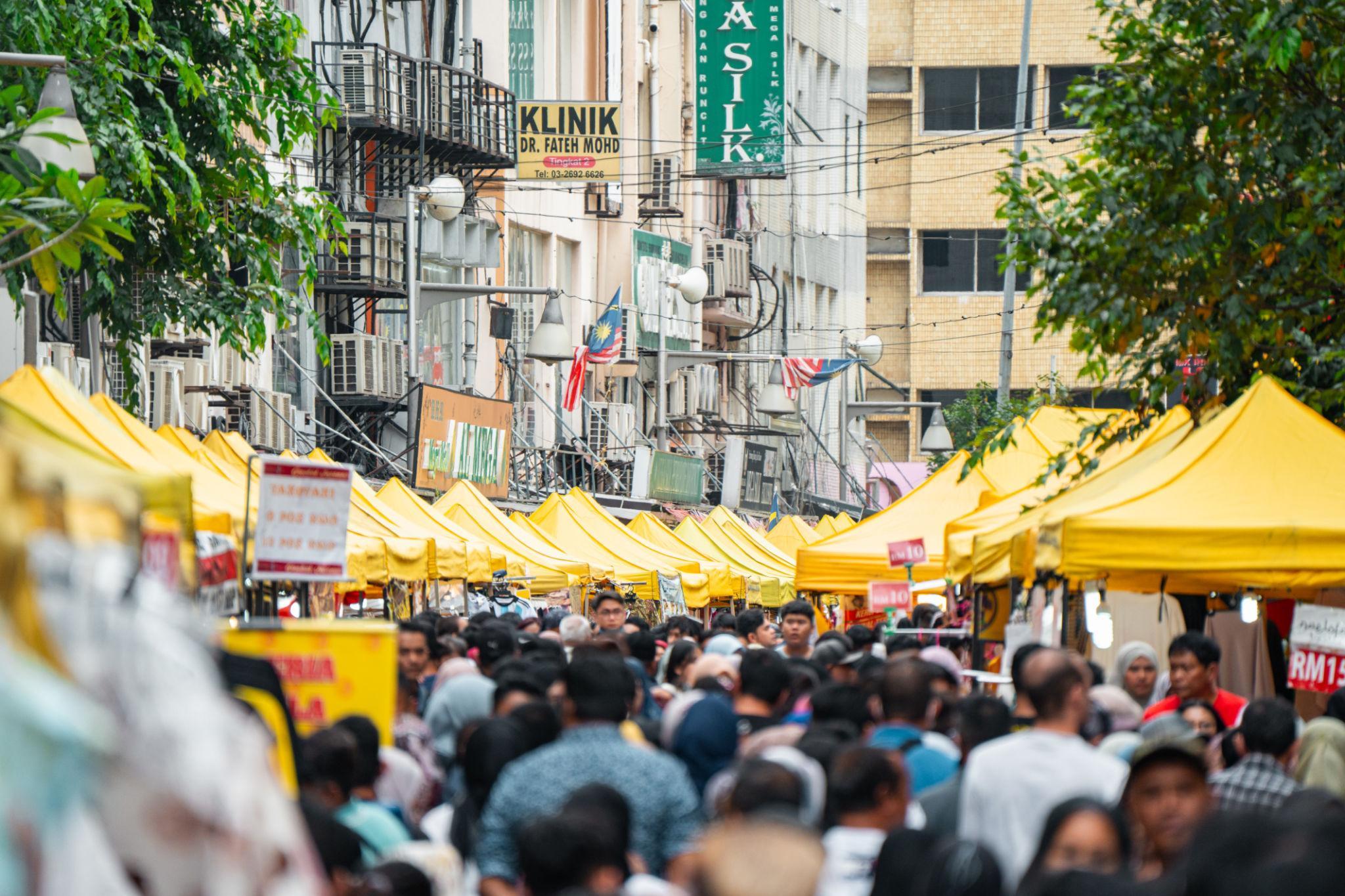 夜の通り全体像