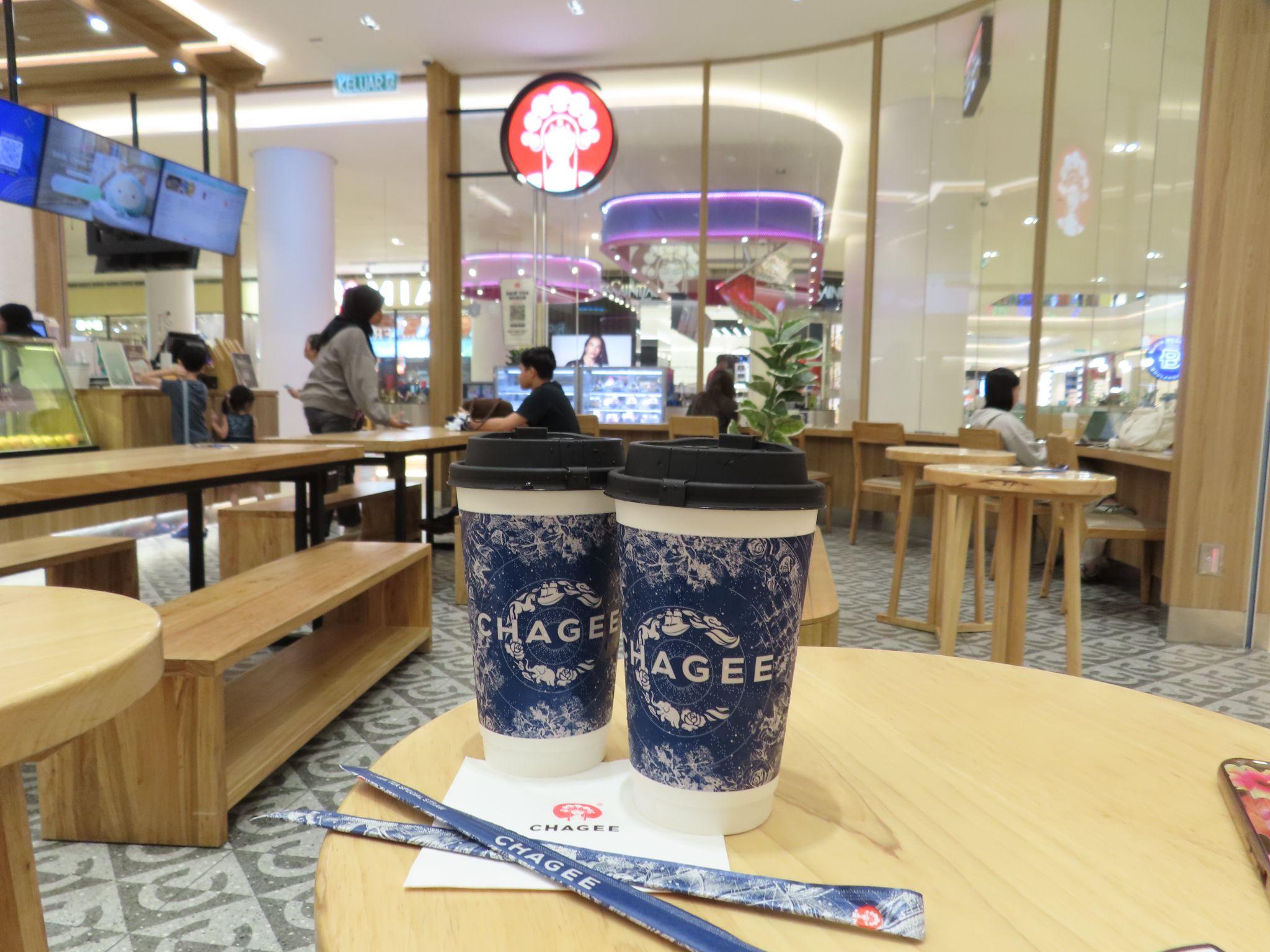 CHAGEE 上品で落ち着いたデザインの店内2