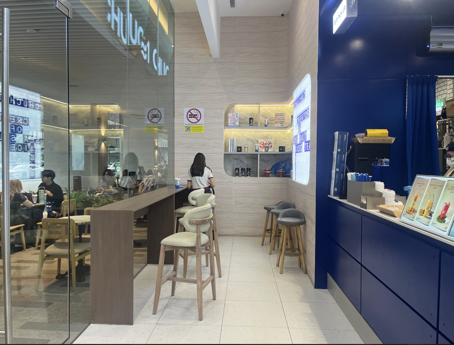Chuchat 清潔感のある綺麗な店内1