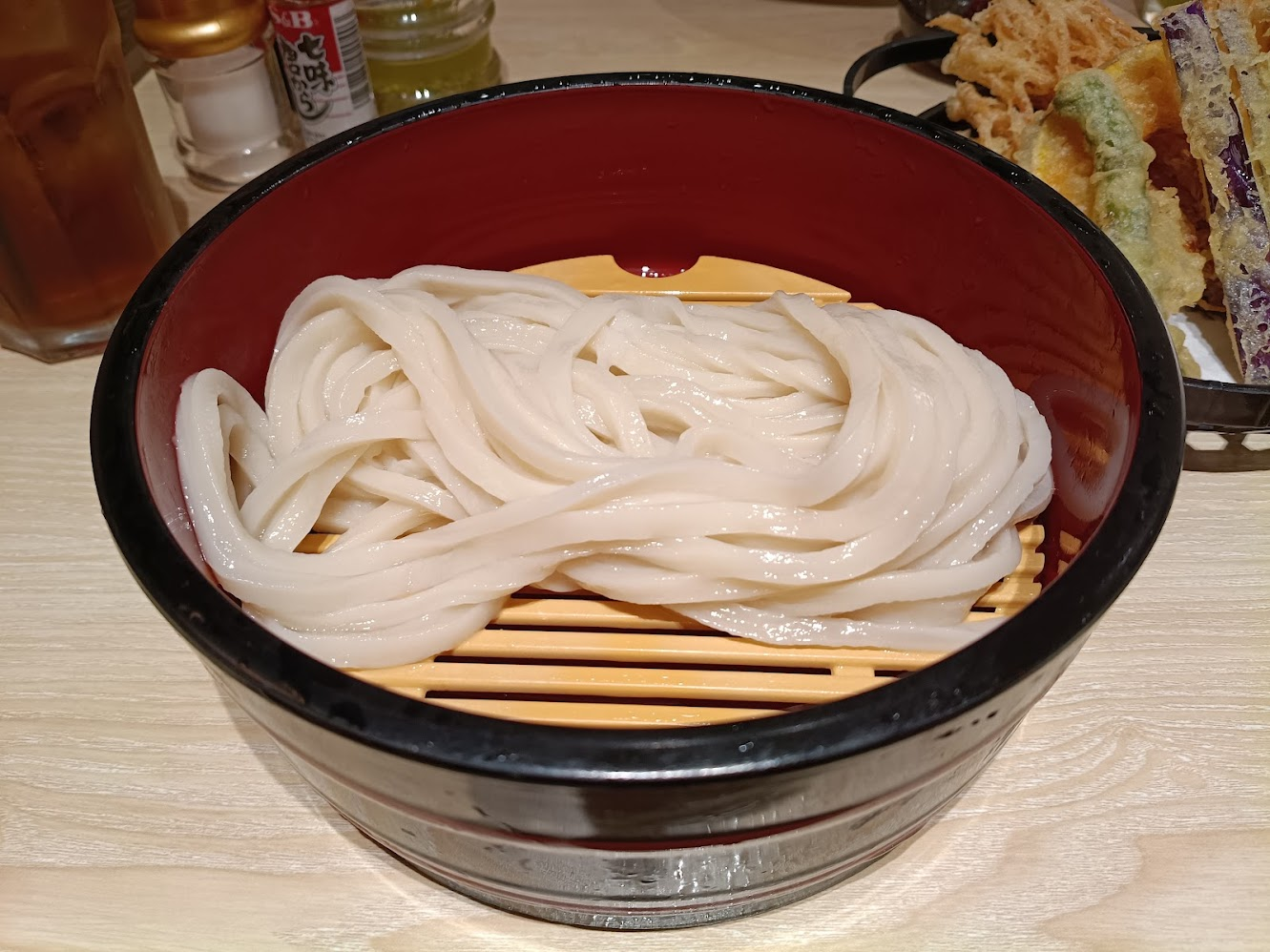 天ぷら付きざるうどん