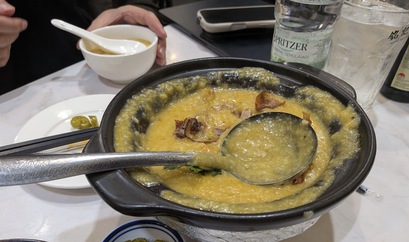 旨味が染み込んだカレーお粥のアップ