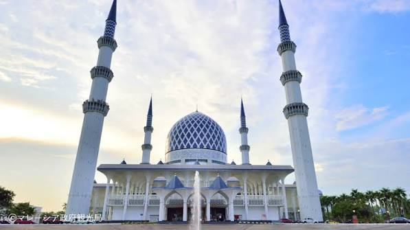 マレーシアでイスラム教と共に暮らす：宗教文化・食生活への影響を完全解説